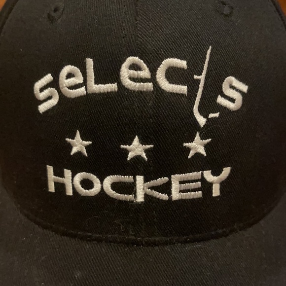 Suffolk Selects hockey fitted Flex fit hat. Size L - XL - Picture 2 of 8